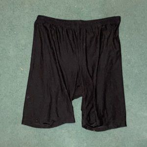 Short women’s leggings